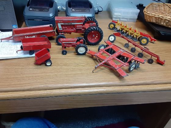 Picture of International (Ertl co) farm equipment